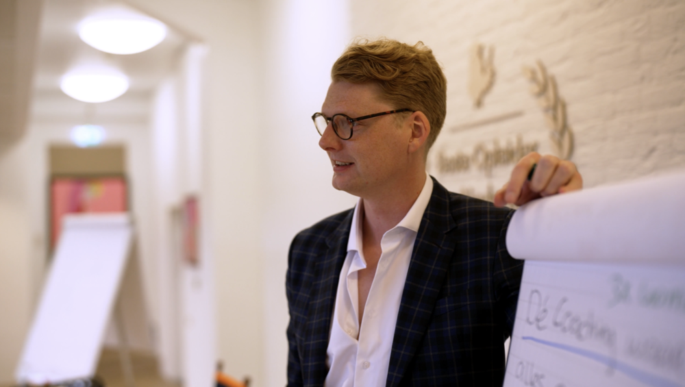 Roderik Kelderman geeft NLP practitioner training
